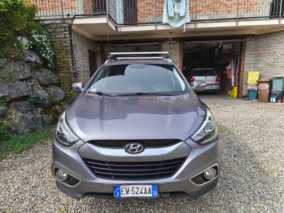 Hyundai ix35 tenuta in box , unico proprietario  non fumatore , tagliandi Grigio usata cossato