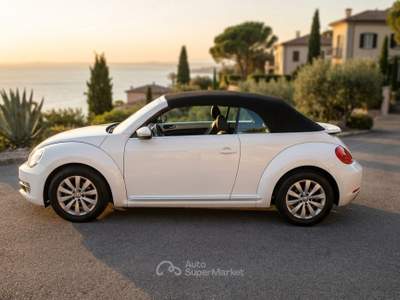 Volkswagen Maggiolino Maggiolino Cabrio Cabrio 1.6 tdi Design 105cv dsg Bianco usata Cattolica