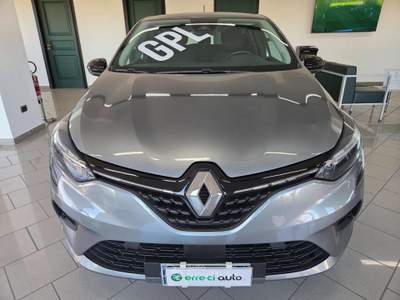 Renault Clio TCe 100 CV GPL 5 porte Equilibre Grigio usata Somma Vesuviana