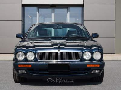 Jaguar XJ XJ6 4.0 SOVEREIGN automatic - ISCRITTA ASI Blu/Azzurro usata Cuneo