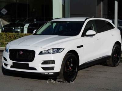 Jaguar F-Pace 2.0 D 180 CV AWD aut. IVA ESPOSTA Bianco usata Cuneo