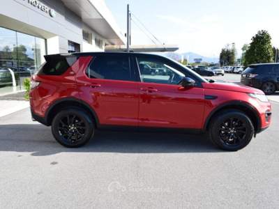 Land Rover Discovery Sport 2.0 TD4 150 CV AWD AUTO SE vettura 7 POSTI Rosso usata Cuneo