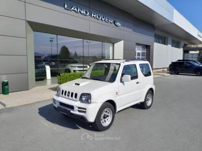 Suzuki Jimny Jimny 1.5 DDiS cat 4WD  NEOPATENTATI Bianco usata Cuneo