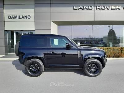 Land Rover Defender 3.0 D6 200 90 S AWD IVA ESPOSTA Nero usata Cuneo