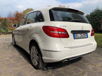 Mercedes-Benz Classe B Unico Proprietario, non fumatore, mai incidentata. Bianco usata Reggio Nell'Emilia (RE)