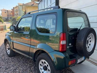 Suzuki Jimny Jimny perfetto per caccia e pesca  Verde usata Valdilana