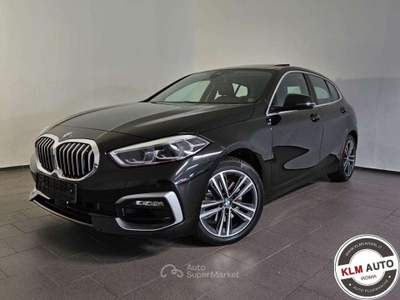 BMW Serie 1 118i 118 i 5p. Luxury tetto pano Nero usata Roma