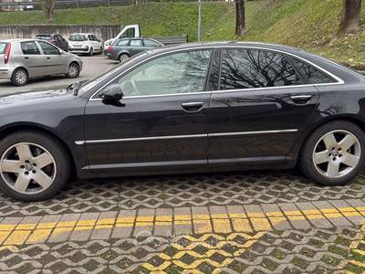 Audi A8 Audi A8 tenuta benissimo e con CRS usata Lomagna