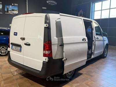 Mercedes-Benz Vito 95cv Bianco usata Salerno