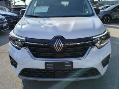 Renault Kangoo 1.5 Blue dCi 115 CV Grand Equilibre Sconto p.iva Bianco usata Este