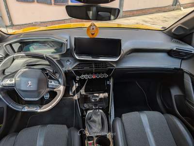 Peugeot 208 PEUGEOT 208 GT LINE 2019 (noepatentati) Giallo usata Prato