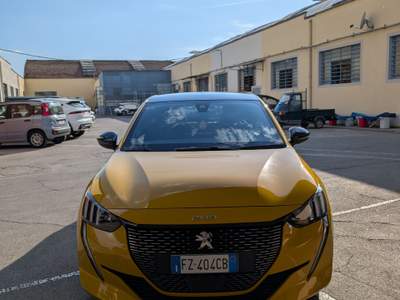 Peugeot 208 PEUGEOT 208 GT LINE 2019 (noepatentati) Giallo usata Prato