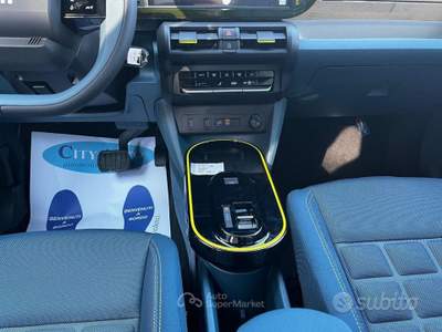 Fiat Grande Panda 1.2 Hybrid 110 CV S&S La Prima usata Modena