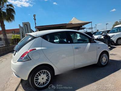 Lancia Ypsilon 5 porte GPL Ecochic Gold usata Pompei