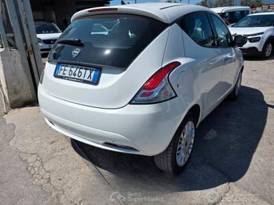 Lancia Ypsilon 5 porte GPL Ecochic Gold usata Pompei