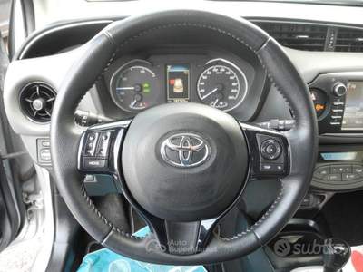 Toyota Yaris 5p. Business -OK NEOPATE usata Mantova