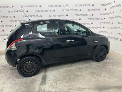 Lancia Ypsilon 16V 95 CV 5 porte S&S Silve usata Roma