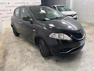 Lancia Ypsilon 16V 95 CV 5 porte S&S Silve usata Roma