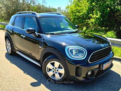 MINI Cooper Countryman COUNTRYMAN COOPER 1.5 d YOURS AUTO Nero usata Altamura