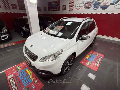 Peugeot 2008 1.6 e-HDi 92cv Urban Cross - 2014 Bianco usata Giugliano in Campania