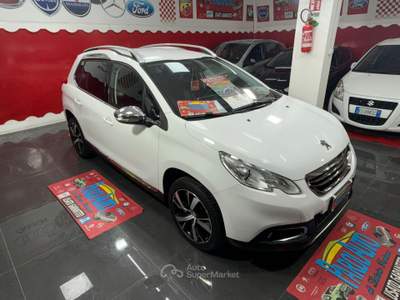 Peugeot 2008 1.6 e-HDi 92cv Urban Cross - 2014 Bianco usata Giugliano in Campania