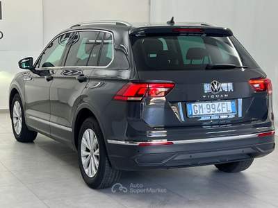 Volkswagen Tiguan Tiguan 2.0 tdi Life 150cv dsg Grigio usata Fucecchio