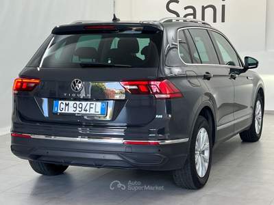 Volkswagen Tiguan Tiguan 2.0 tdi Life 150cv dsg Grigio usata Fucecchio