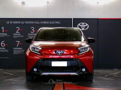 Toyota Aygo 1.0 benzina 72 cv mt Lounge Rosso usata Saint-Christophe
