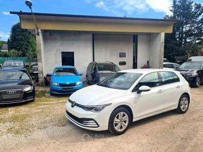 Volkswagen Golf Navi, PDC, CarPlay Bianco usata Cogollo del Cengio