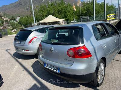 Volkswagen Golf 3532076833 INFO PINO Argento usata Mercogliano