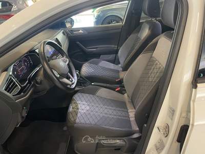 Volkswagen Taigo DSG R-Line Telecamera Keyless Bianco usata Gozzano