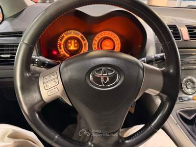 Toyota Auris unico proprietario Blu/Azzurro usata Napoli