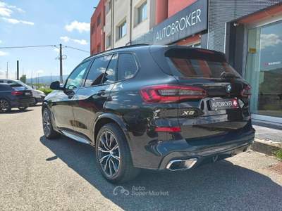BMW X5 X5 xDrive30d 48V Msport Nero usata RENDE