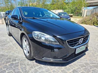Volvo V40 VEICOLO IN OTTIME CONDIZIONI Nero usata Altamura