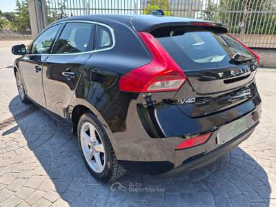 Volvo V40 VEICOLO IN OTTIME CONDIZIONI Nero usata Altamura