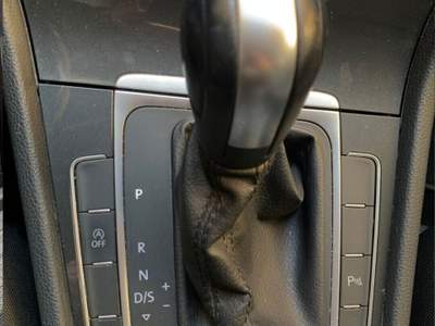 Volkswagen Golf DSG 5p. Metano Grigio usata Bari