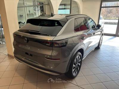 Volkswagen T-Roc 1.5 etsi Life 115cv dsg Rosso usata Piancogno