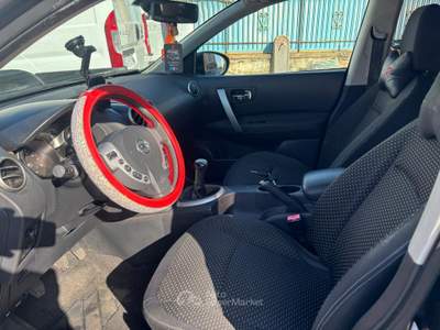 Nissan Qashqai NISSAN QASHQAI 1.6 BENZINA ANNO 2008 Nero usata Qualiano
