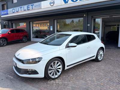 Volkswagen Scirocco VOLKSWAGEN SCIROCCO 1.4 TSI DSG 160 CV Bianco usata Pian Camuno