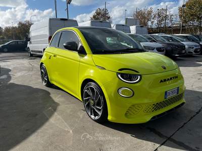 Abarth 500e scorpionissima Giallo usata Anzio