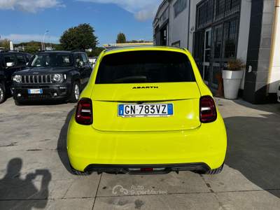 Abarth 500e scorpionissima Giallo usata Anzio