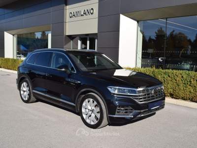 Volkswagen Touareg Touareg 3.0 V6 TSI eHybrid Elegance NETTO EXPORT Nero usata Cuneo