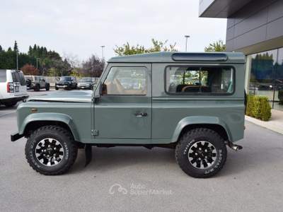 Land Rover Defender Defender 90 2.2 TD4 Station Wagon N1 AUOTOCARRO IV Verde usata Cuneo