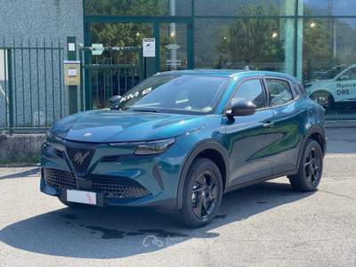 Alfa Romeo Junior 1.2 Hybrid ibrida eDCT6 Blu/Azzurro usata Montagna in Valtellina