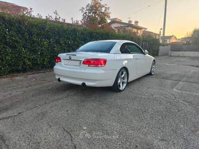 BMW Serie 3 335i Cabrio Manuale ( TAGLIANDI BMW ) Bianco usata Vicenza