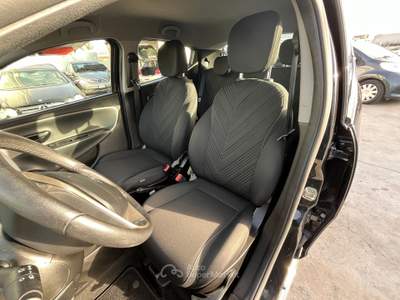 Lancia Ypsilon gold Nero usata Anzio