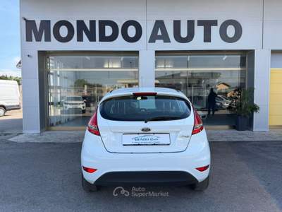 Ford Fiesta 5 porte Titanium  NEOPATENTATI Bianco usata Rovigo