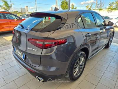 Alfa Romeo Stelvio 2.2 Turbodiesel 160 CV AT8 RWD Business Grigio usata Francavilla Fontana