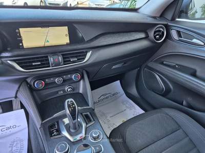 Alfa Romeo Stelvio 2.2 Turbodiesel 160 CV AT8 RWD Business Grigio usata Francavilla Fontana