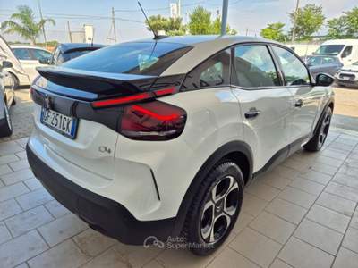 Citroen C4 BlueHDi 130 S&S EAT8 Shine Bianco usata Francavilla Fontana